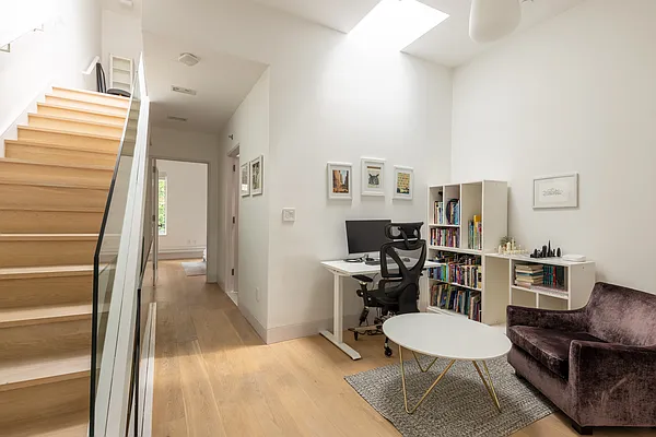 Rented by Rove Travel LLC | media 34