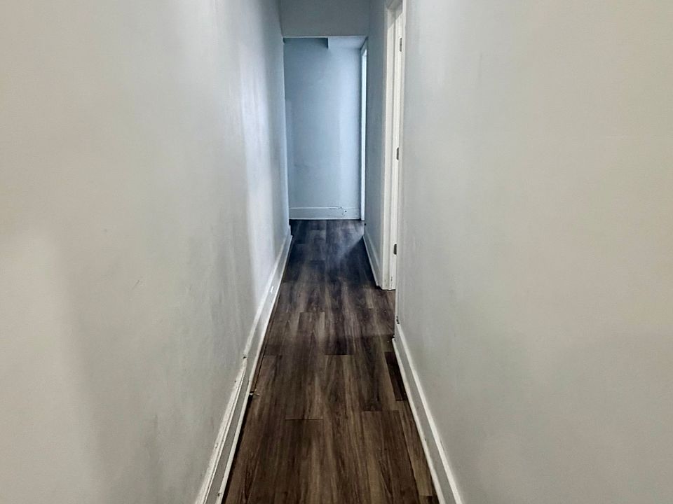 1st image of 3025 Kennedy Blvd