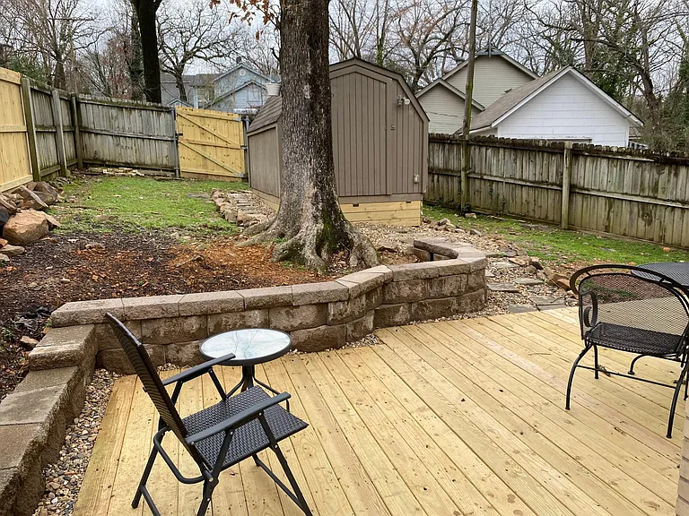 1120 Walnut St — Photo 11