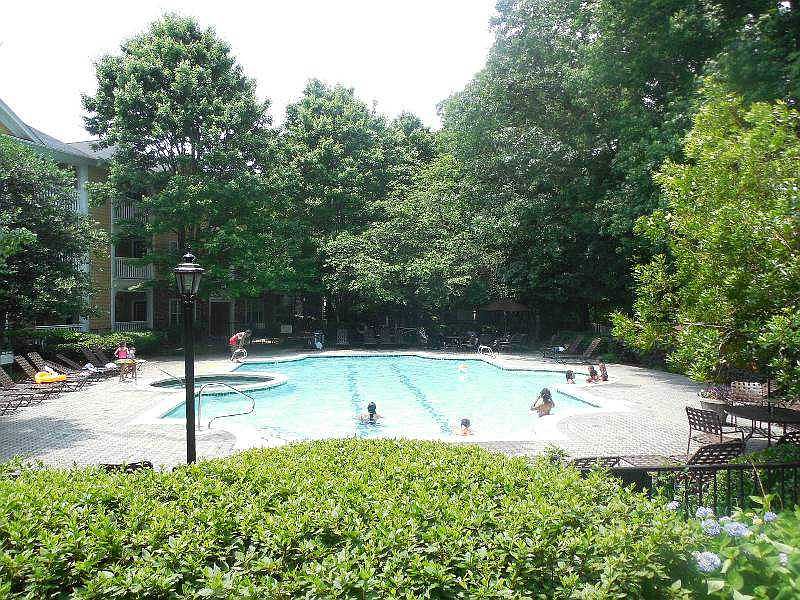 2nd image of 516 Bentley Drive