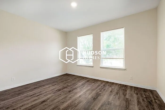5946 Lake Superior St — Photo 9