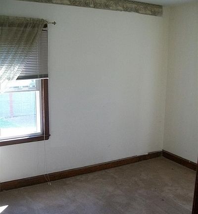3rd image of 139 S Osborn Ave