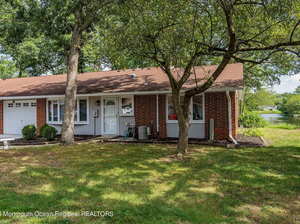 631 Huntington Drive #A, Lakewood, NJ 08701