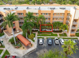 7715 Yardley Dr APT 113, Tamarac, FL 33321