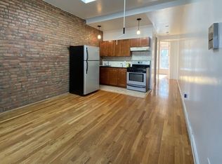 296 Ellery St #2F, Brooklyn, NY 11206