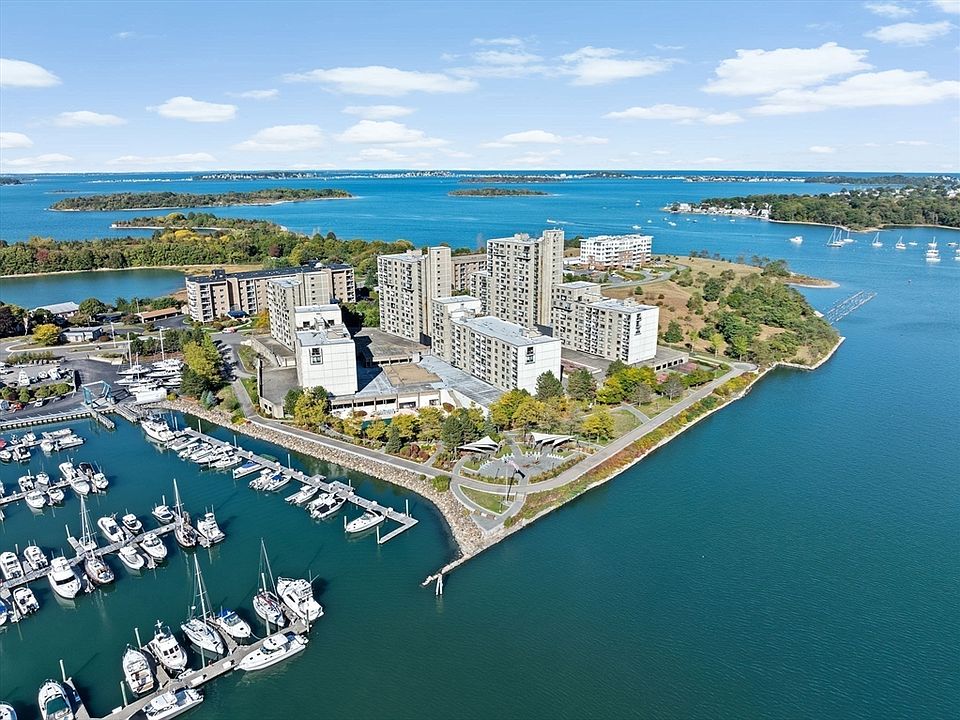 Weymouthport Condominiums