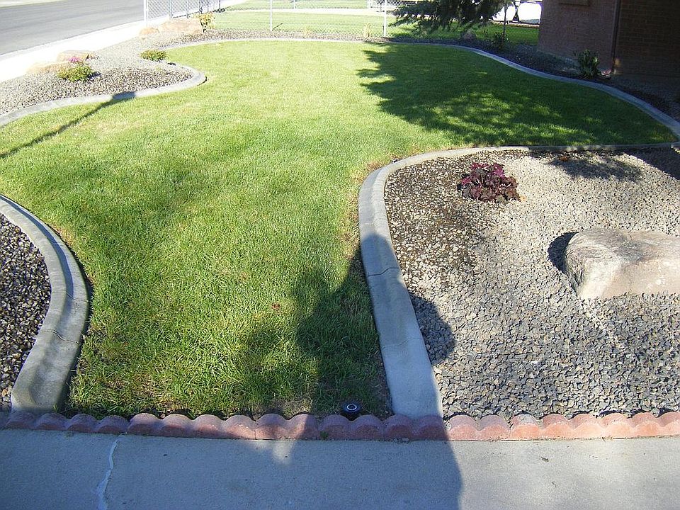 2nd image of 5827 W Elkhorn Ave
