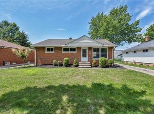 6988 Maplewood Rd, Parma Heights, OH 44130