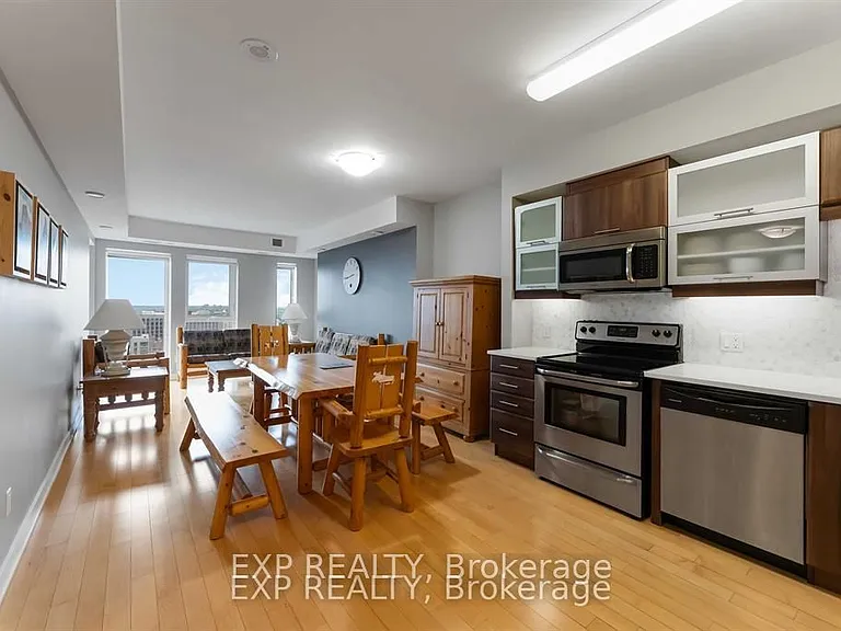 40 Nepean St #1607 — Photo 10