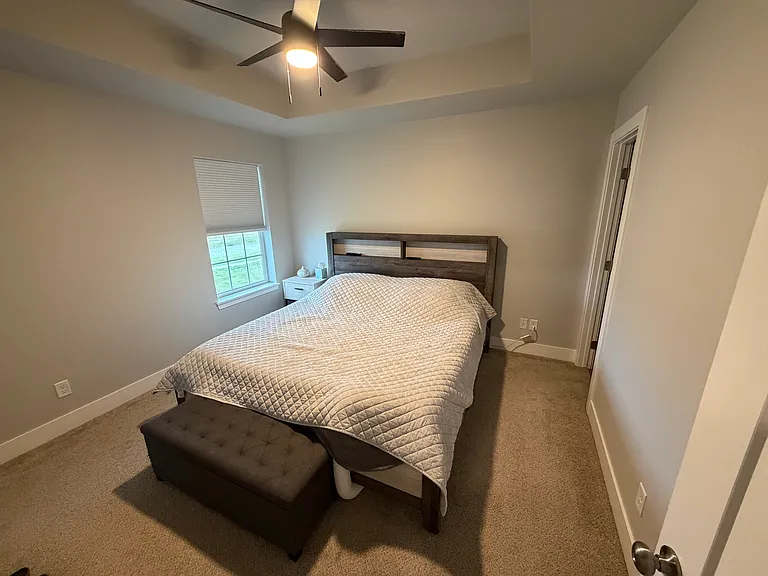 242 NW Common Pl — Photo 8