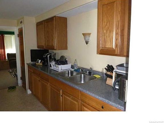 5th image of 20 Conant Dr