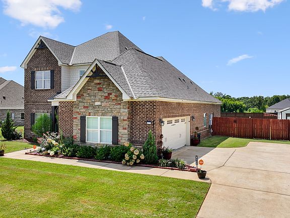 2nd image of 491 Midland Dr