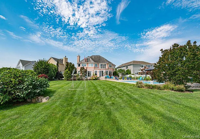 37 Crescent Cove Cir — Photo 36