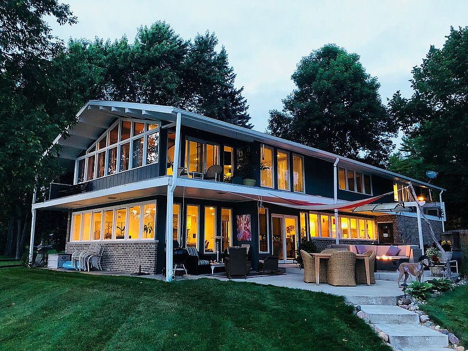 1st image of 4117 Park Ln