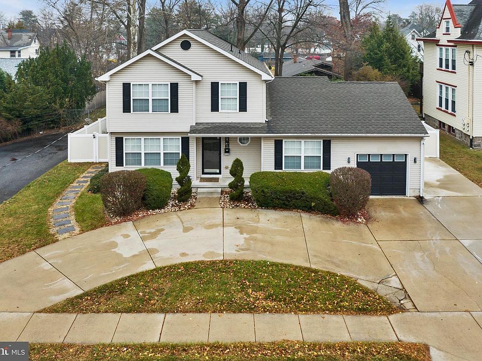 1st image of 3220 Cove Rd