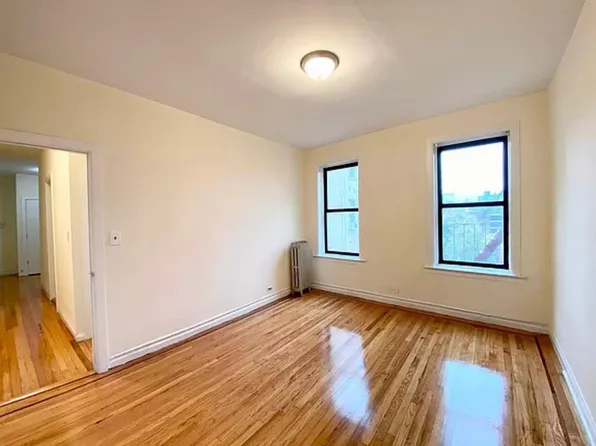 297 Broadway image 4 of 6