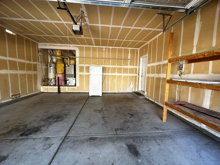 2306 Clementine Ln — Photo 14