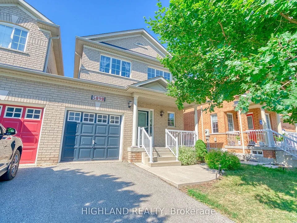 5898 Manzanillo Cres