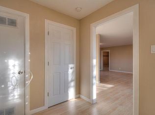 6387 Crow Rd NE, Rio Rancho, NM 87144