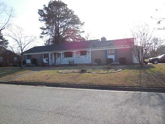 2nd image of 702 Juniper Dr