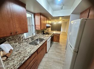 5208 S Hazelton Ln, Tempe, AZ 85283