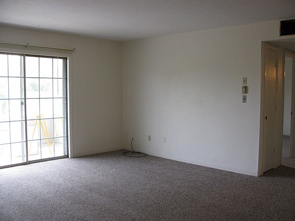 2nd image of 175 Malabu Dr APT 78