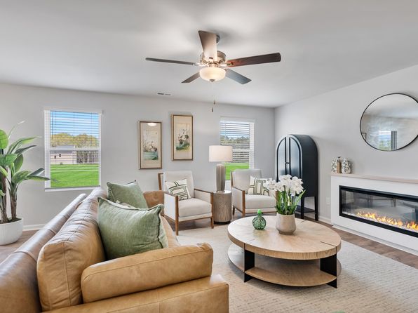 86 Greenbay St, Lillington, NC 27546