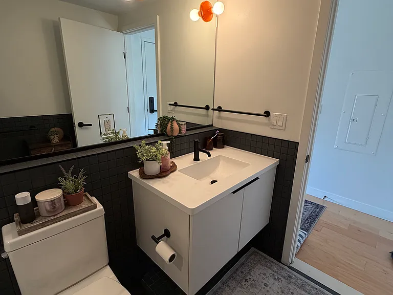 15 Allen St #303 — Photo 13