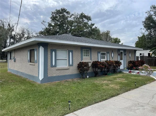 103 8th St E, Winter Haven, FL 33880