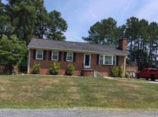 121 Buckingham Dr, Stephens City, VA