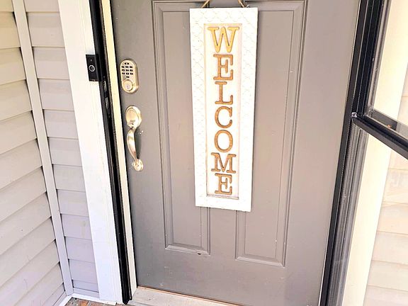 3rd image of 1600 Gold Finch Ct