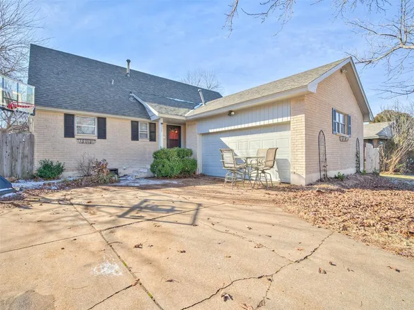 620 Reynolds Rd, Edmond, OK 73013