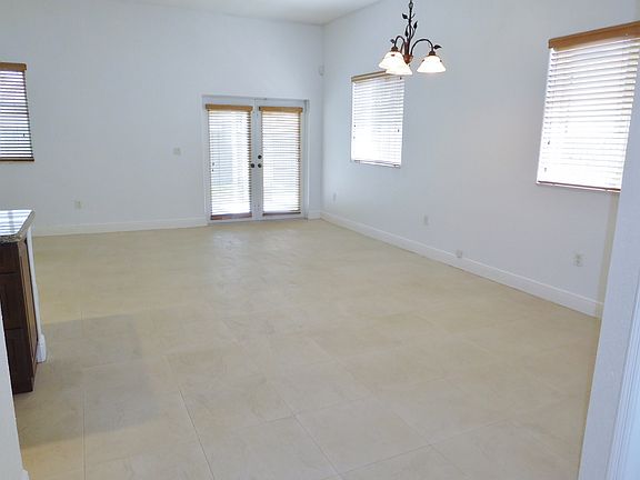 3rd image of 9000 SW 157th St