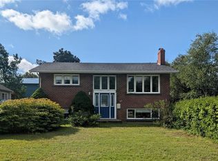 47 Grandy Ave, Gander, NL A1V1B3