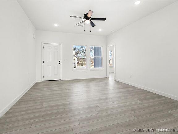 4th image of 108 Stiller Ave