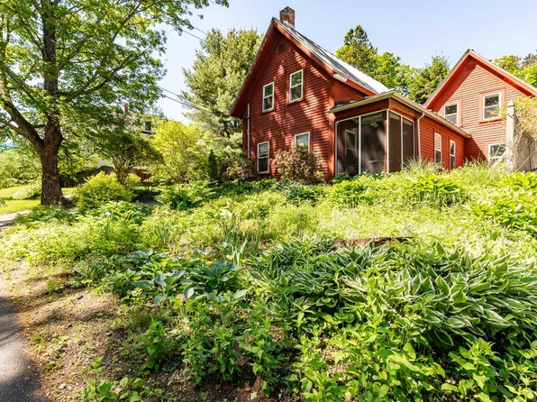 421 Locust Street, Rollinsford, NH 03869
