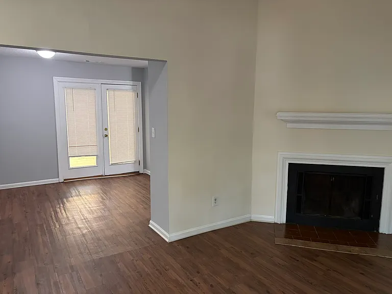 4832 Hollenden Dr #D — Photo 3