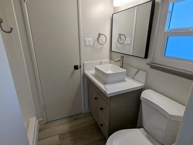JACK AND JILL BATHROOM