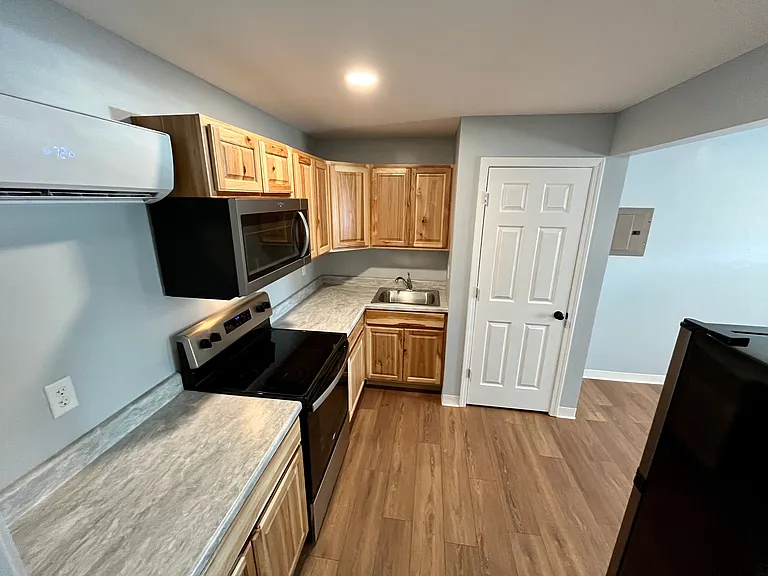 1250 S Dixie St — Photo 11