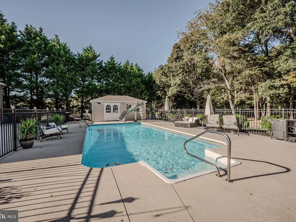 4 Gardenia Blvd, Greenwood, DE 19950