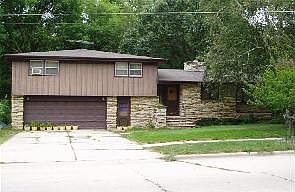 2nd image of 2112 9th St