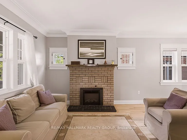 94 Marlborough Ave — Photo 5