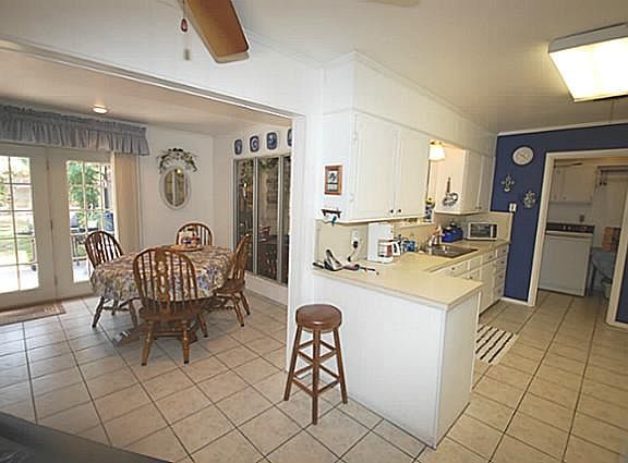 5th image of 3961 Concord Dr