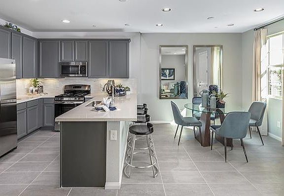 Woodside Homes - Bel Canto Plan 1 - Model Home