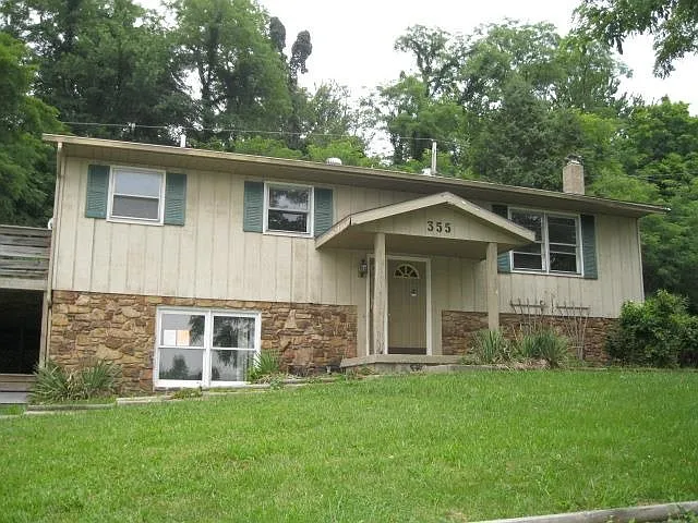355 S Chandler Dr photo 1