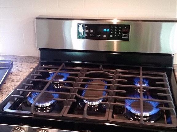 5th image of 1505 Onyx St SE