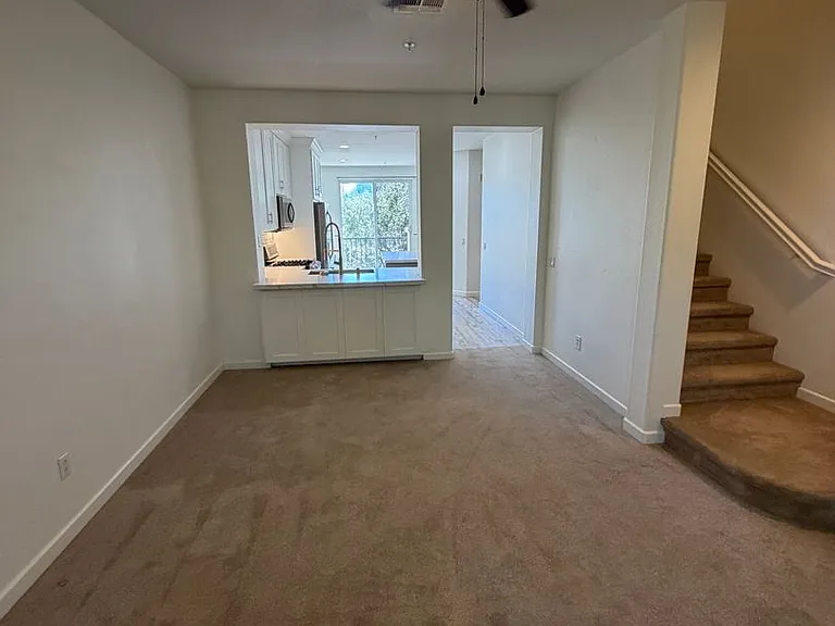 172 Beach Side Ct — Photo 7