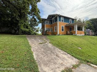 424 Lambuth Blvd, Jackson, TN 38301