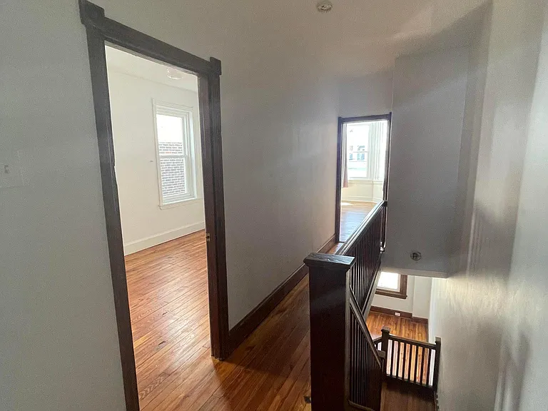 338 Rector St — Photo 10