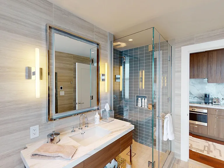 430 Stuart St #1605 — Photo 9